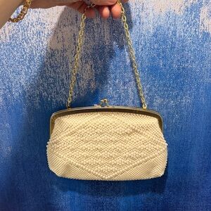 Elegant Cream Beaded Clutch